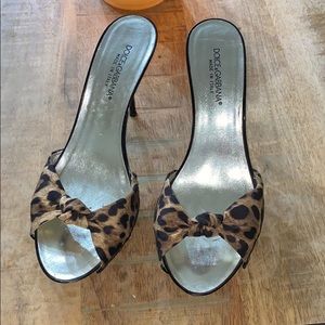 Dolce & Gabbana leopard print heels